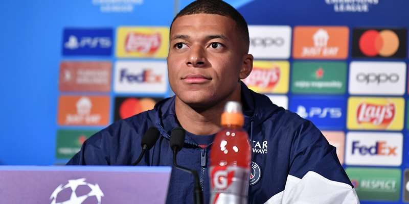 Liệu Chủ Tịch PSG Sẽ Trảm Mbappe Hay Tiếp Tục Cưng Chiều Hết Mức? 3 Chủ tịch PSG sẽ trảm hay tiếp tục cưng chiều Mbappe?