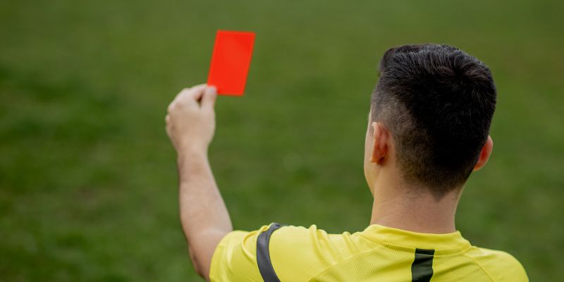 Kèo Thẻ Phạt Là Gì? 5 Cách Phân Tích Thế Trận Để Đưa Ra Kèo Hợp Lí 2 Cách phân tích thế trận để đưa ra kèo cược hợp lý