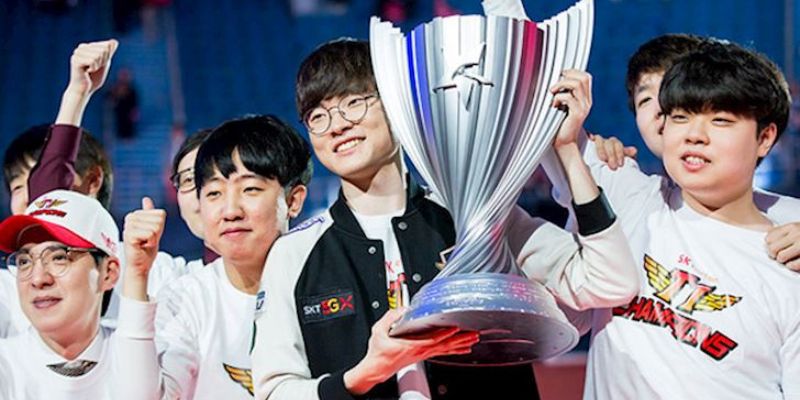 Sự Nghiệp Liên Minh Huyền Thoại Huy Hoàng Của Quỷ Vương Faker 1 Cuộc đời và sự nghiệp liên minh của quỷ vương Faker