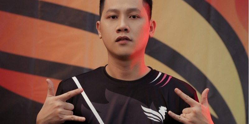 Thầy Giáo Ba - Điều Gì Đã Làm Nên Thành Công Của Anh Ba? 1 Thầy giáo Ba, bậc thầy trong nền công nghiệp livestream