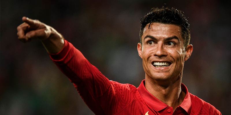Top 9 Cầu Thủ Thế Giới Xuất Sắc Nhất Thời Điểm Hiện Nay 2 Cầu thủ thế giới - Ronaldo