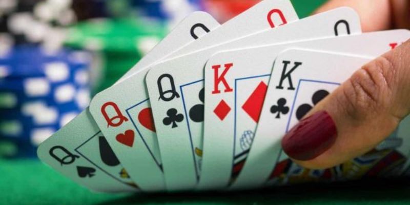 Khái Niệm Cù Lũ Và Các Game Bài Xuất Hiện Cù Lũ Mới Nhất 2 Học cách xếp bài Full House