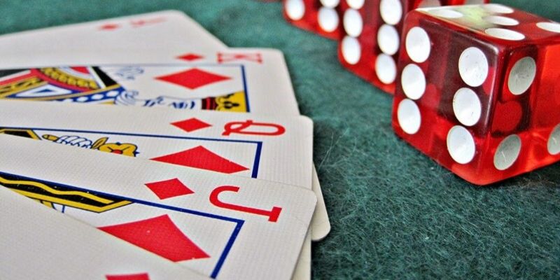 Thùng Phá Sảnh Là Gì? Các Thuật Ngữ Trong Mậu Binh Mà Bạn Nên Biết 2 Ý nghĩa khái niệm của thùng phá sảnh là gì?